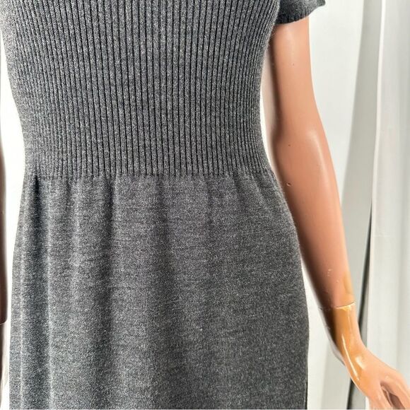 Calvin Klein Size M Gray Partial Wool Turtle Neck Cap Sleeve Sweater Dress - Picture 9 of 10